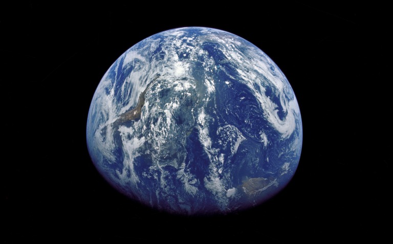 foto van de aarde gezien vanuit Apollo 15, in 1971, door nasa johnson onder licentie cc by-nc 2.0